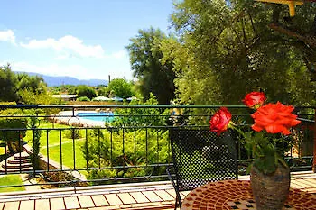 Ξενοδοχείο Saint Thomas Village 3*